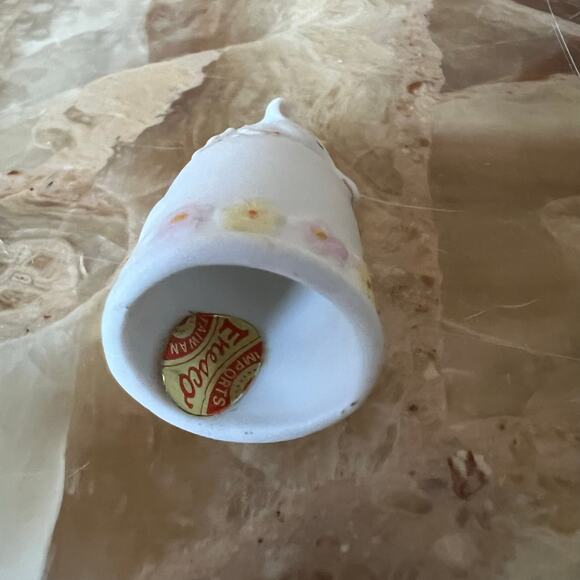 Unicorn Elizabeth Thimble - Picture 3 of 5